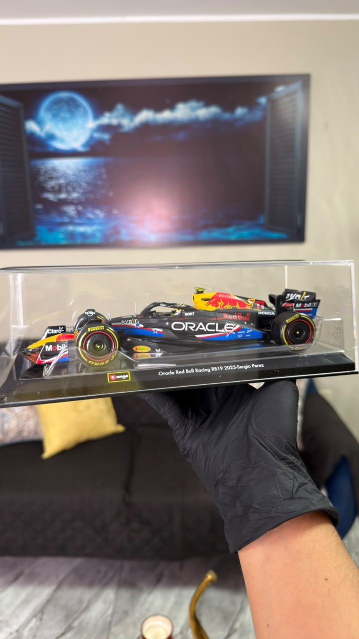 Red Bull Racing RB19 Pérez Texas